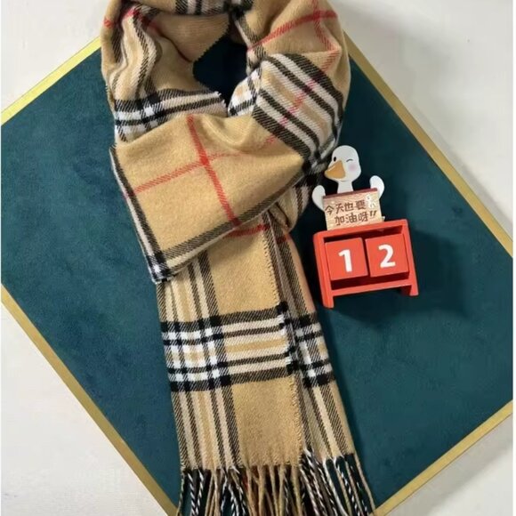 new Plaid Tan Scarf with Fringe unisex great Christmas gift Mom dad friend - Picture 2 of 4